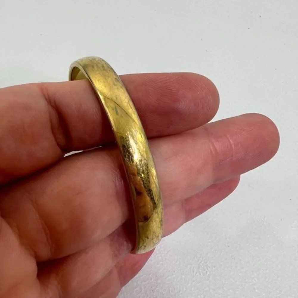 Monet Bangle Small Gold Tone Thin Dainty Basic Classic Vintage Timeless Used, ta